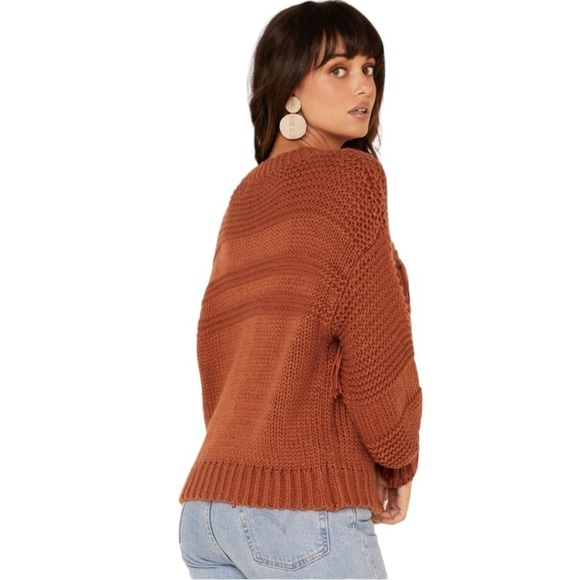 Minkpink Bronze Oversized Chunky Fringe Front Crew Neck Sweater Size S - Picture 4 of 9